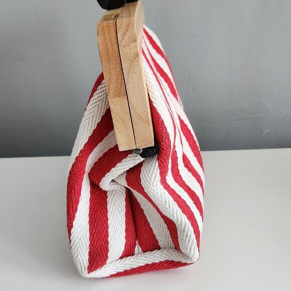 Red and White Striped Clutch Handbag with Removeable Shoulder Strap - Picture 6 of 7